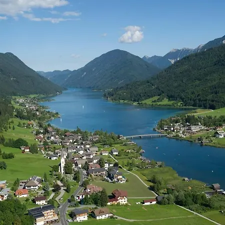 Das Fenster Zum See By Seebnb * Weissensee